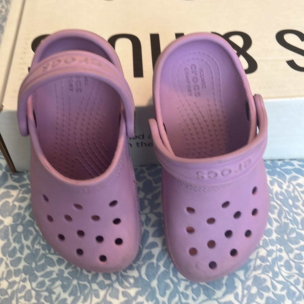 Girls Crocs
